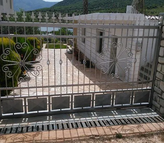 Appartement Resul Pushi Ksamil