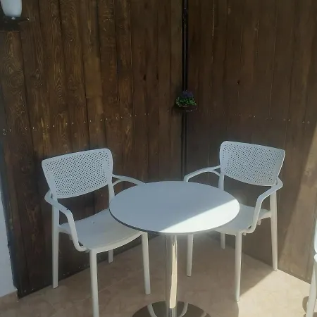 Apartment Resul Pushi *