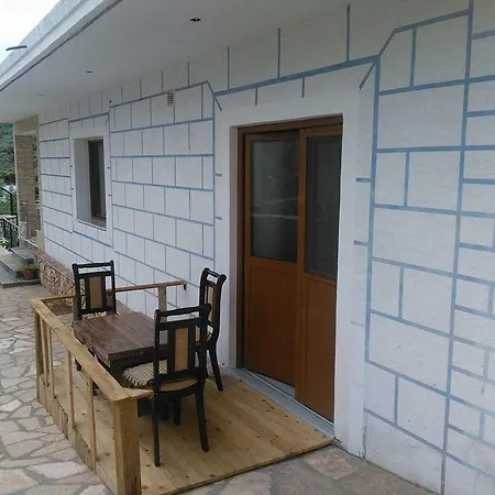 Resul Pushi Apartment *