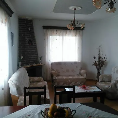 Apartment Resul Pushi *
